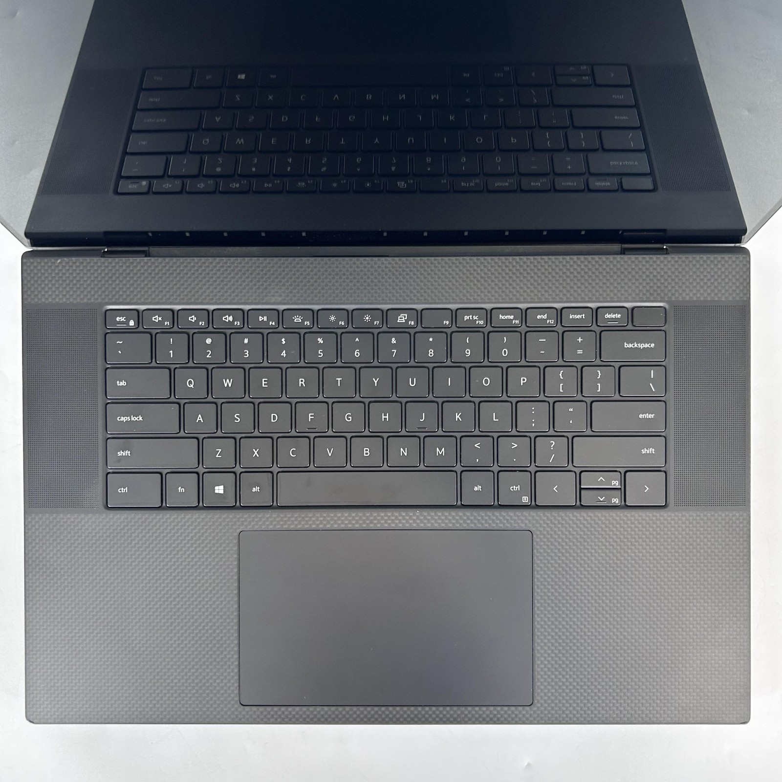 Dell XPS 17 9700 Silver UHD+ TOUCH i9-10885H 2.40GHz 64GB 2TB SSD RTX 2060 Max-Q