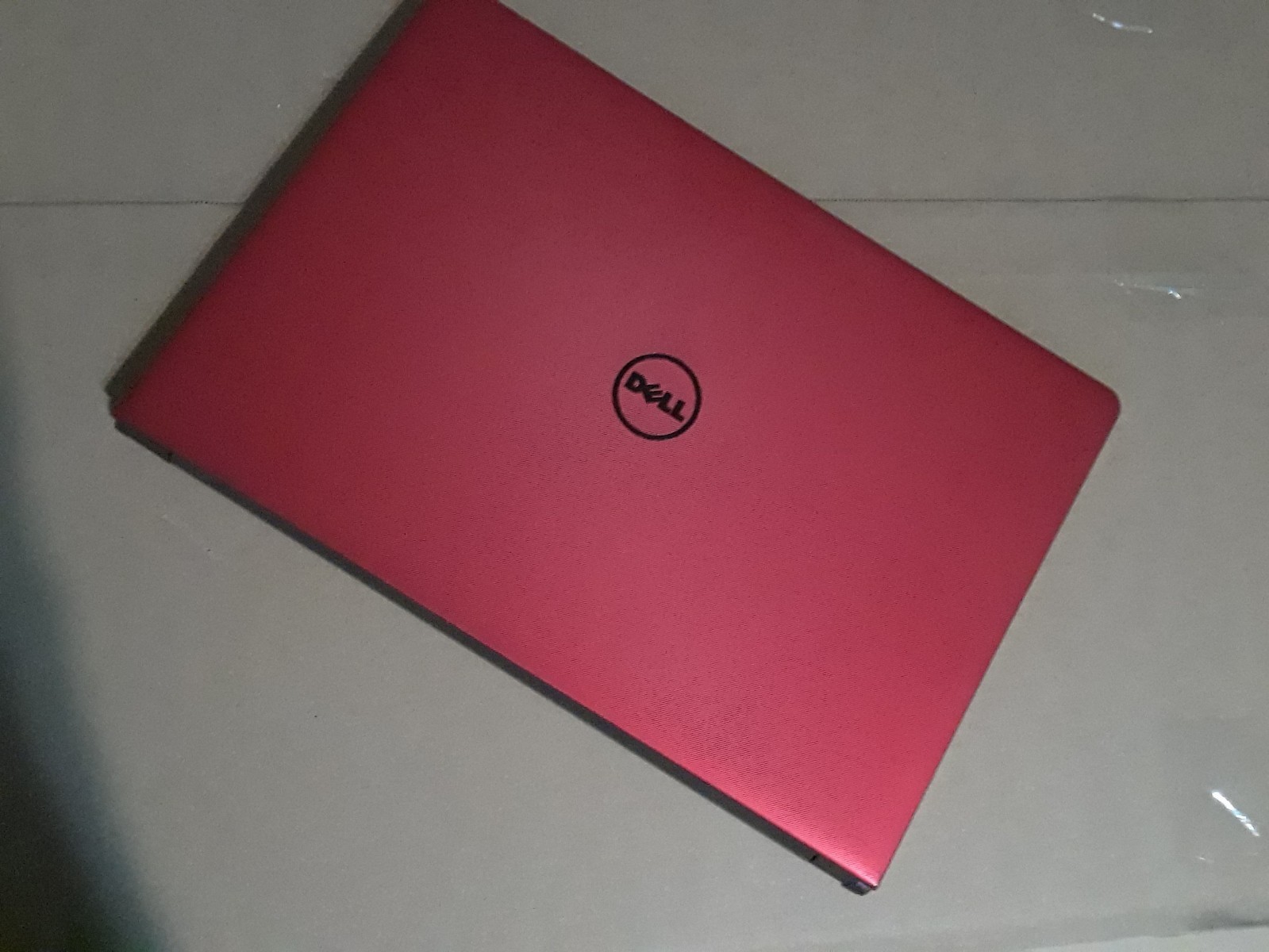 DELL INSPIRON 15 5000 TOUCHSCREEN FULL CHARGED NO CHARGER USED