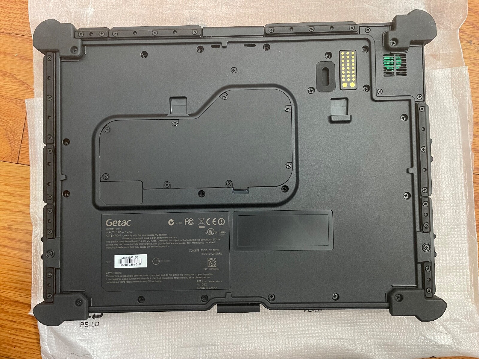 Getac v110 Intel Core i5-5200U 8GB RAM 128GB SSD ( LOW operating of 3-4 Hours!)