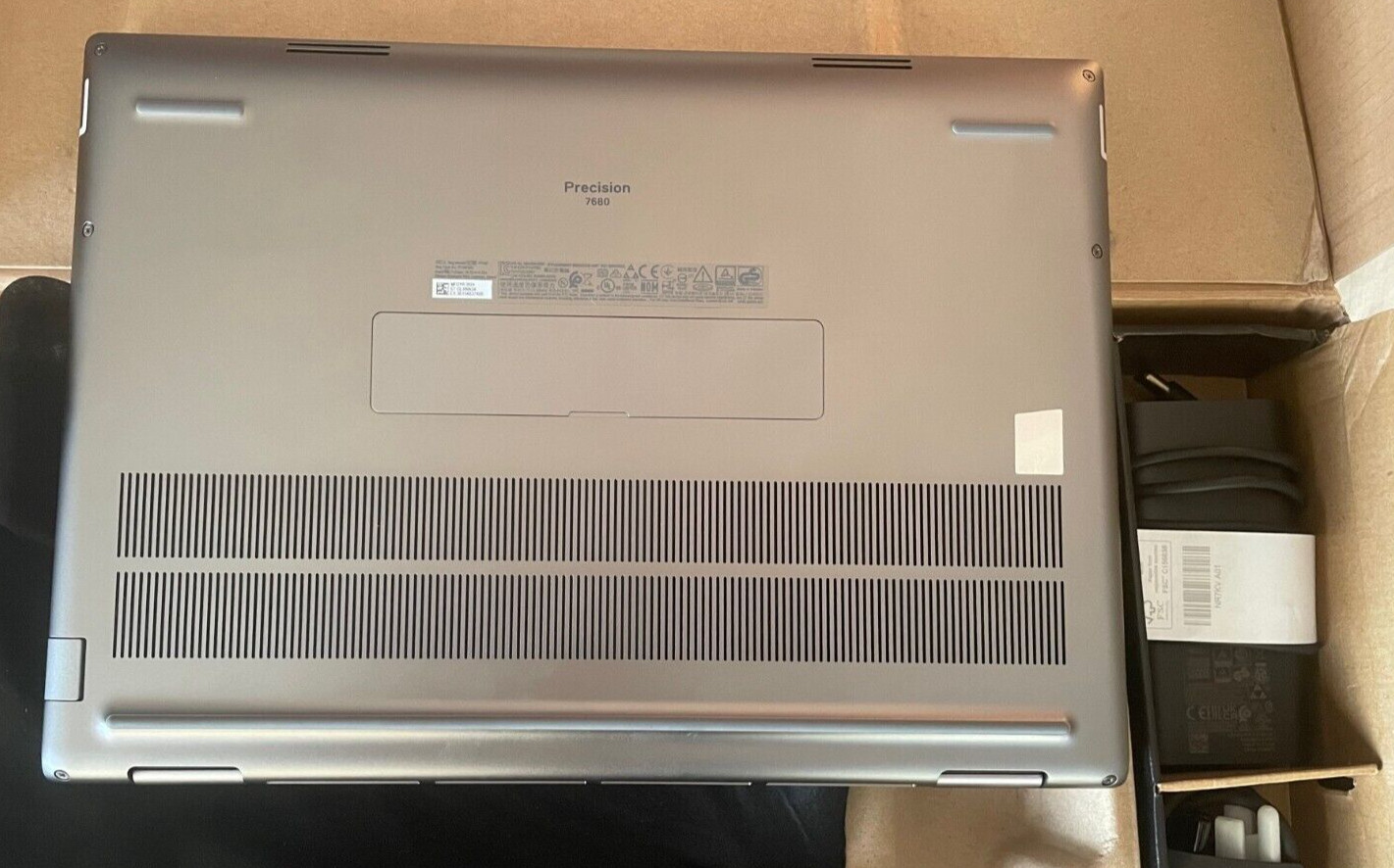 NEW! Dell Precision 7680 16″ 512GB SSD, Intel Core i7-13850HX, 2.10GHz, 32GB RAM