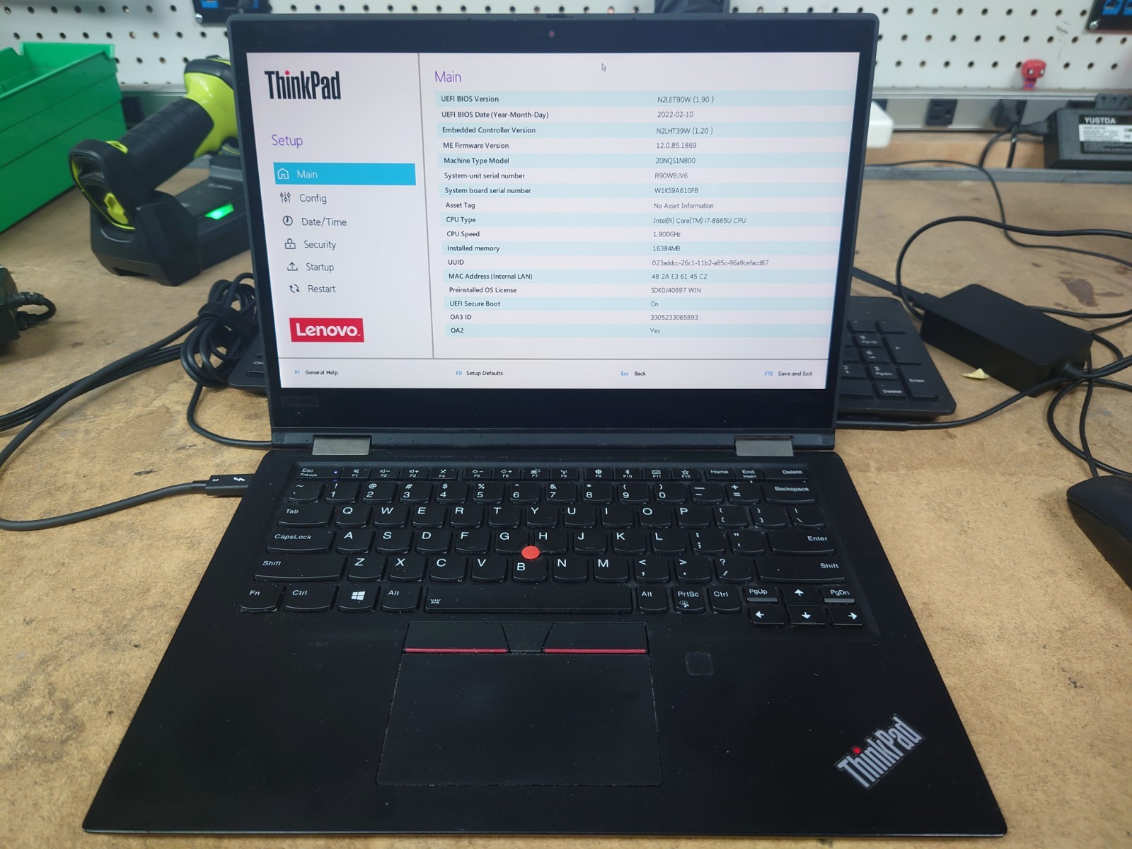 Lenovo ThinkPad X390 Yoga 13.3″ FHD Touch i7-8665U 16GB RAM 256GB SSD No OS