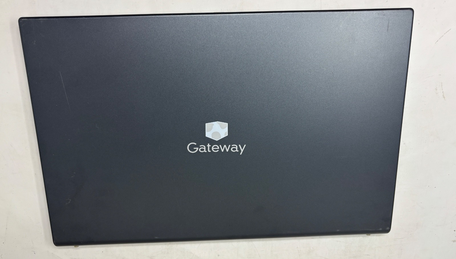 Gateway GWTN156-11BK (128GB SSD, Pentium 4GB) (#157) DOES NOT CHARGE