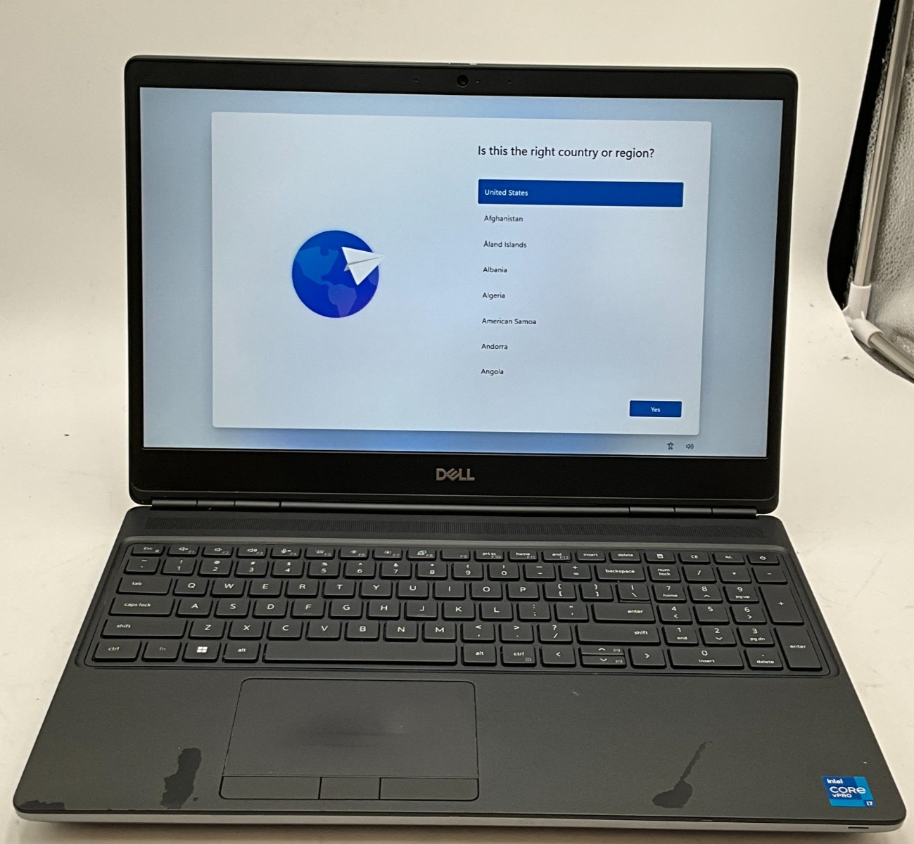 DELL Precision 7560 i7-11850H 2.50G 32GB 1tb T1200 15.6″ WIN11 H8BL7M3 *FAIR