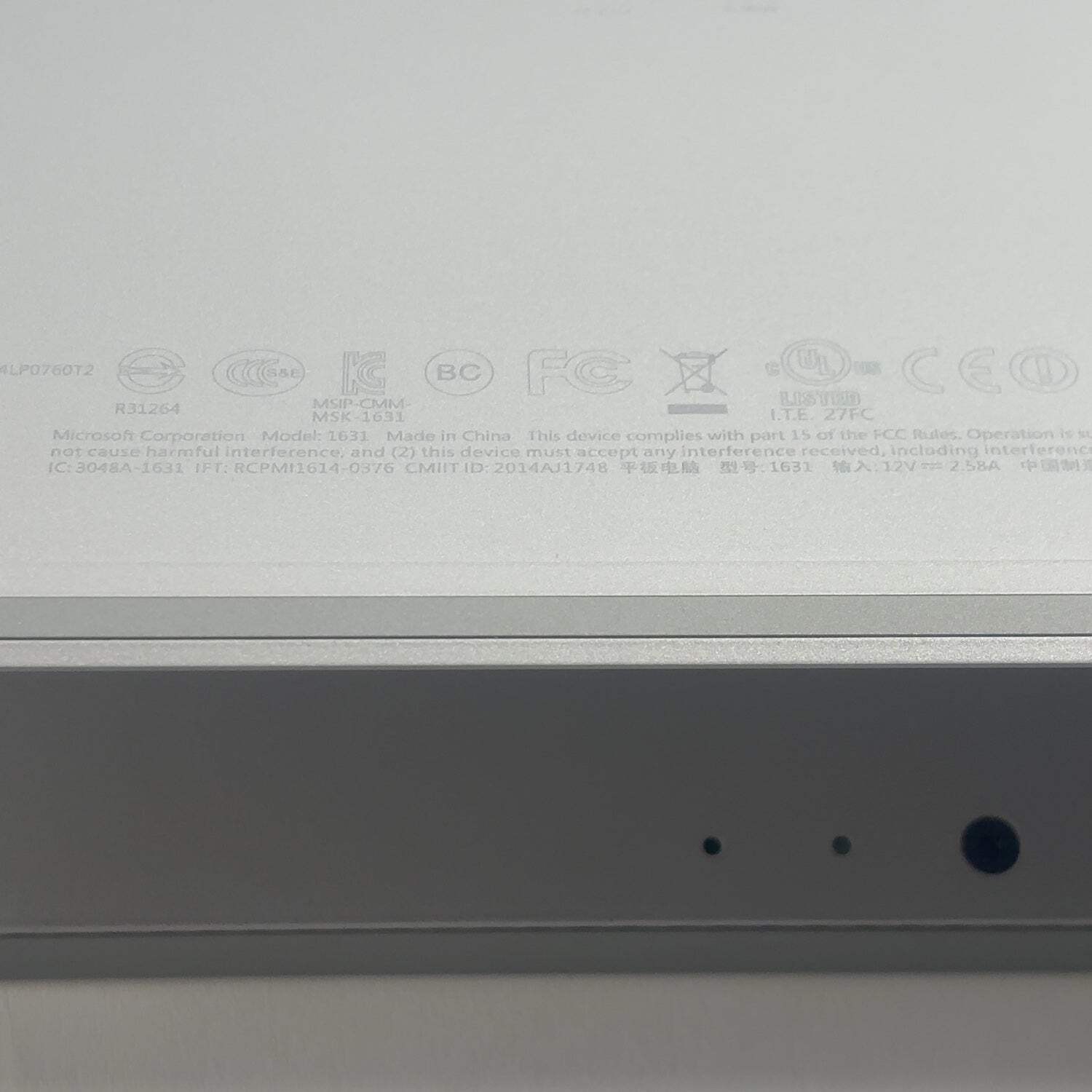 Microsoft Surface Pro 3 1631 12″ i5-4300U 2.5GHz 128GB