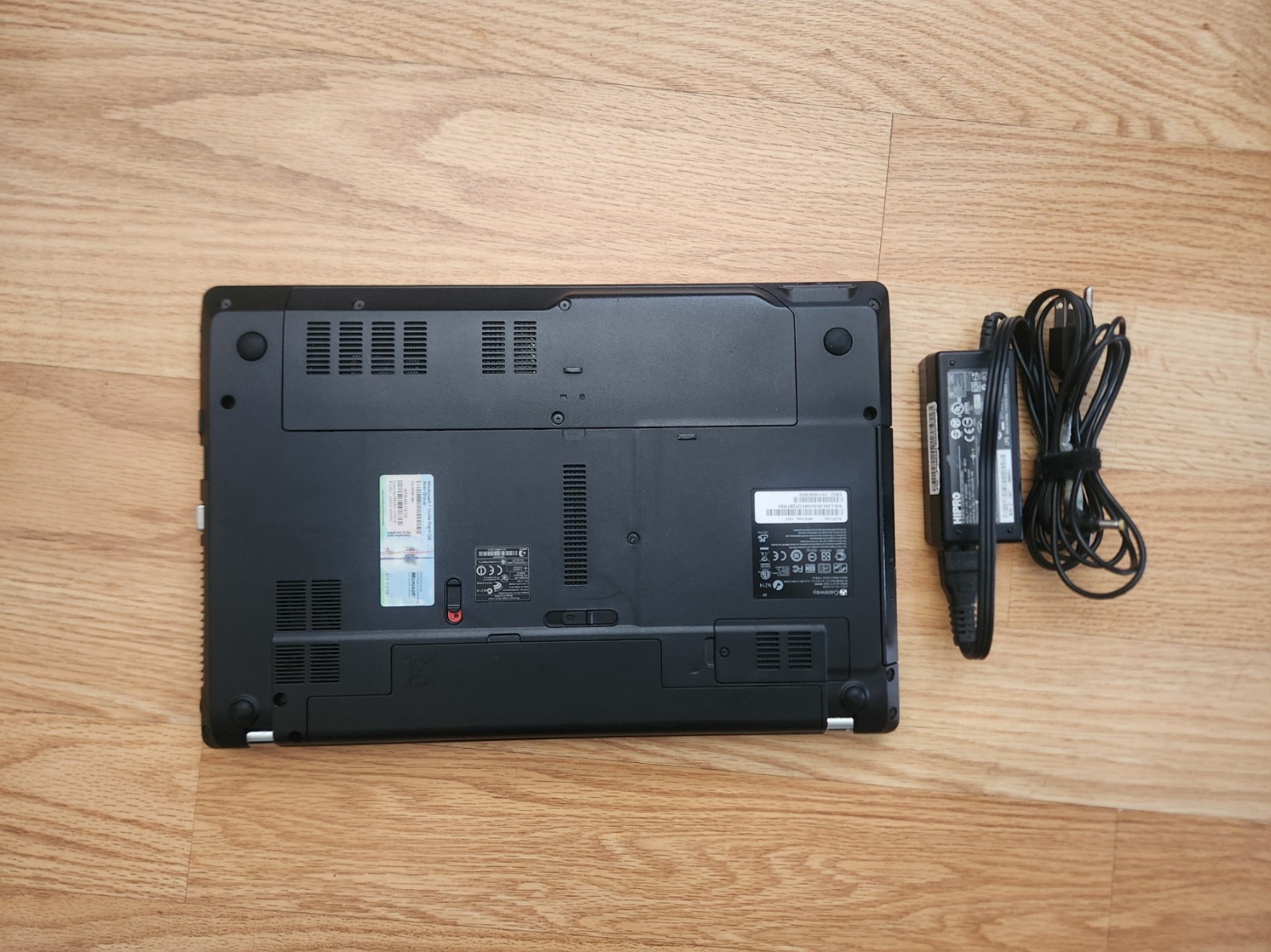Gateway laptop Core™ I7 CPU M620@2.67GHz 8gb @256 ssd