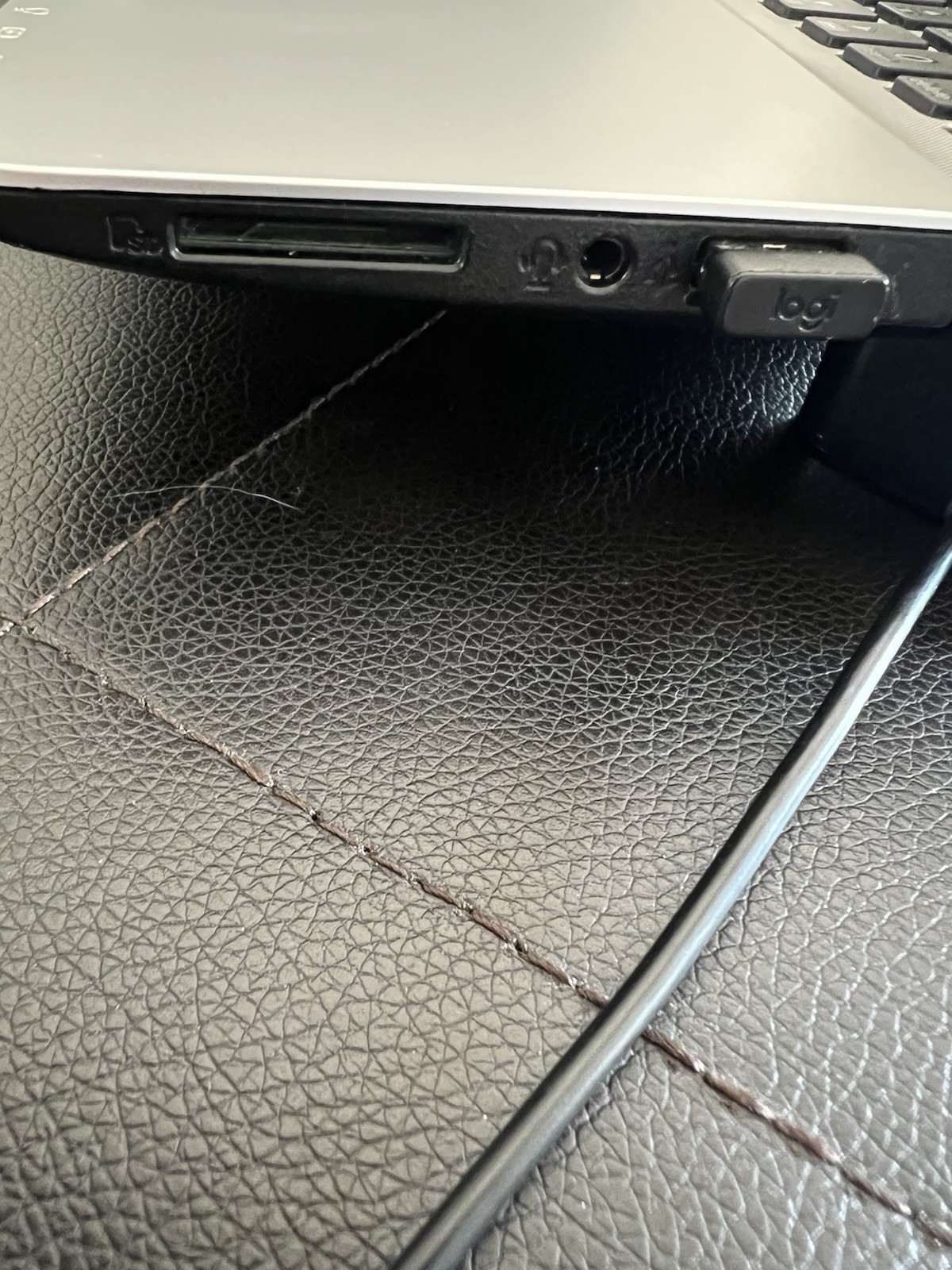 ASUS X555L Laptop Working – With Charger (Battery Needed Read Desc)