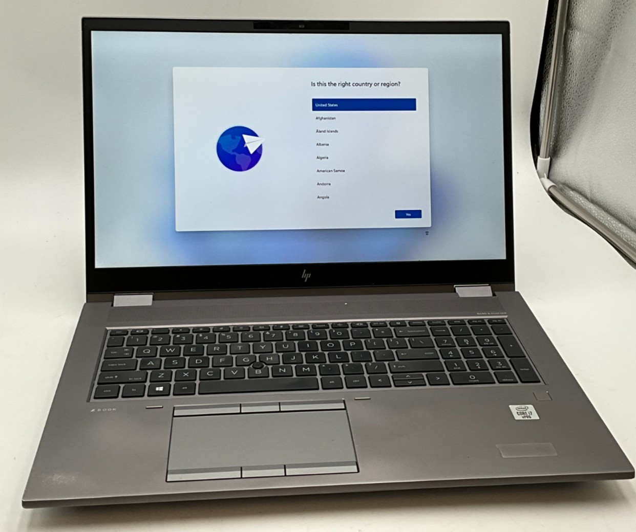 HP ZBook Fury 17 G7 2S3Z8US i7-10850H 64GB 1TB/512gb RTX 4000 WIN11 CND1273MPX