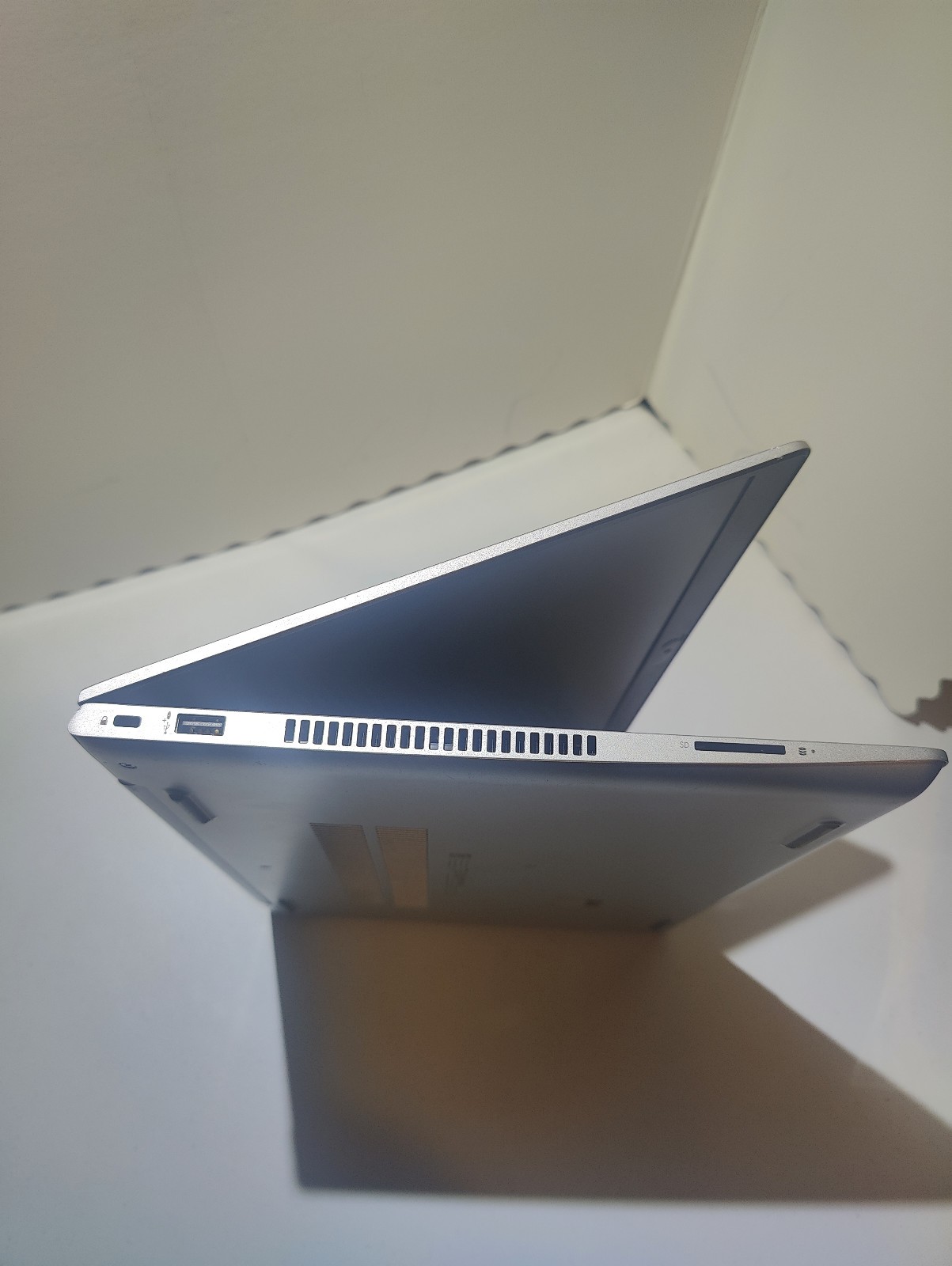 HP PROBOOK 440 G7 i5-10210U @ 1.60GHz, 8GB RAM, NO HDD/OS PARTS ONLY