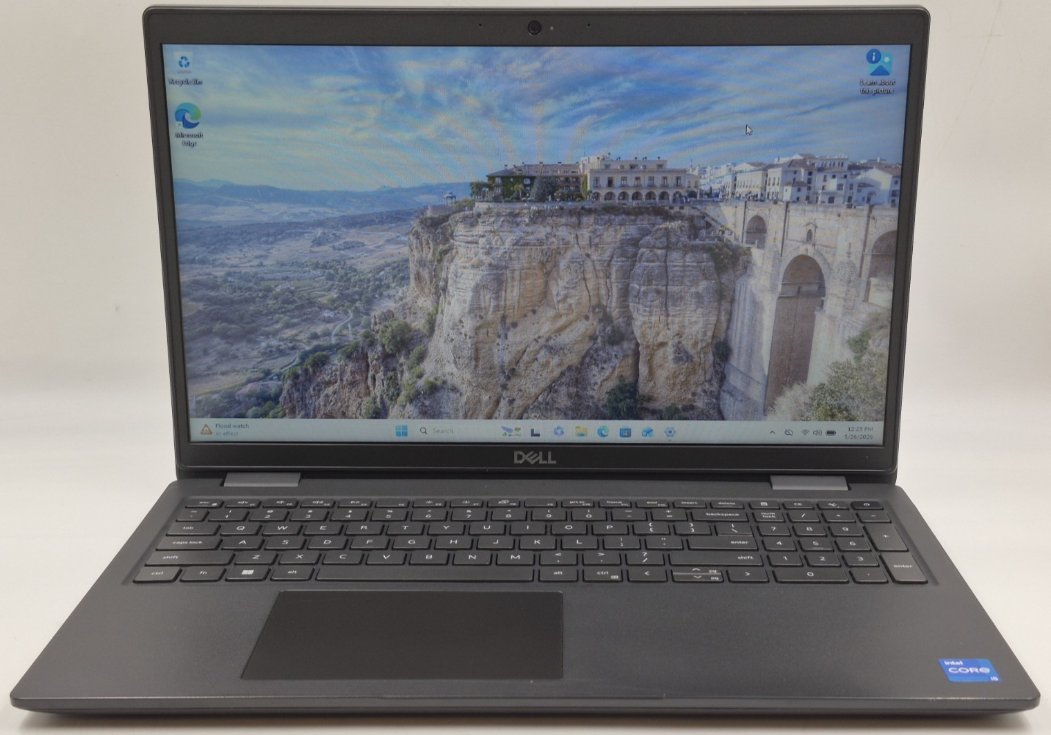 Dell Latitude 3520 i5-1135G7 2.40GHz 8GB RAM 256GB NVMe W11P Laptop