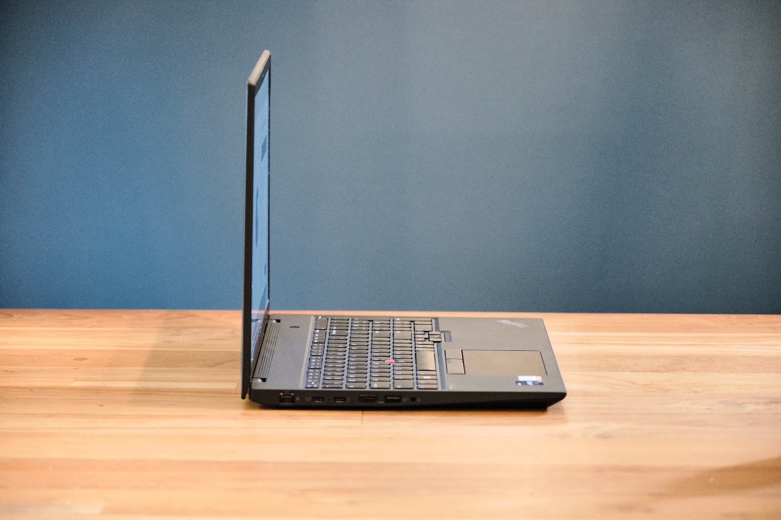 Lenovo ThinkPad T16 Gen 1, Core i7-1260P (12-cores), 32GB DDR4, 512GB SSD, FHD+