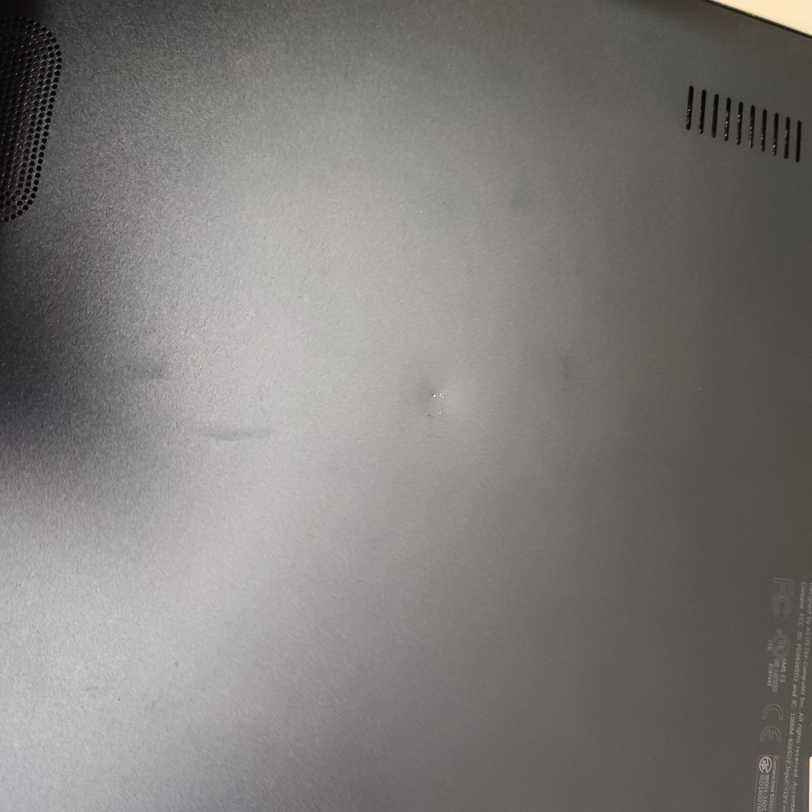ASUS ZENBOOK UX331U 8GB RAM CORE I7-8550U NVIDIA GEFORCE MX150 512GB SSD LAPTOP