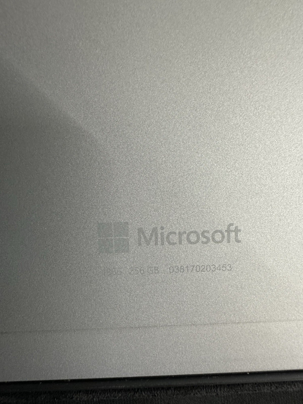 Microsoft Surface Pro 7 12.3″ (256GB SSD, Intel Core i5-1035G4, 8GB RAM) Laptop