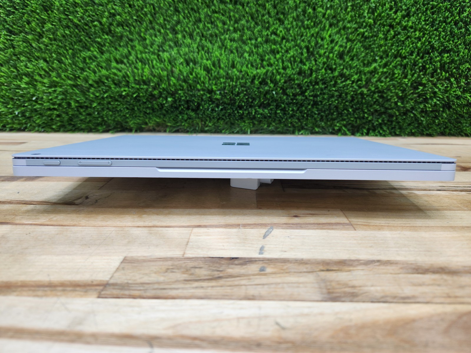 Microsoft Surface Book 2 13.5″ 3K Touch i7-8650U 16GB RAM 512GB SSD GTX 1050 ~