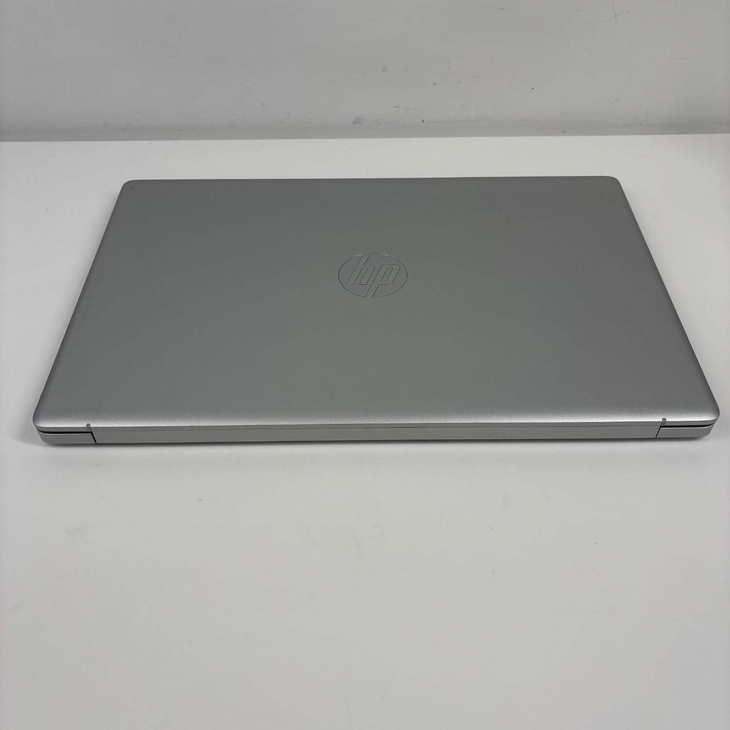 HP Laptop 17-CN3123NR 17.3″ i5-1335U 1.3GHz 16GB RAM 512GB SSD