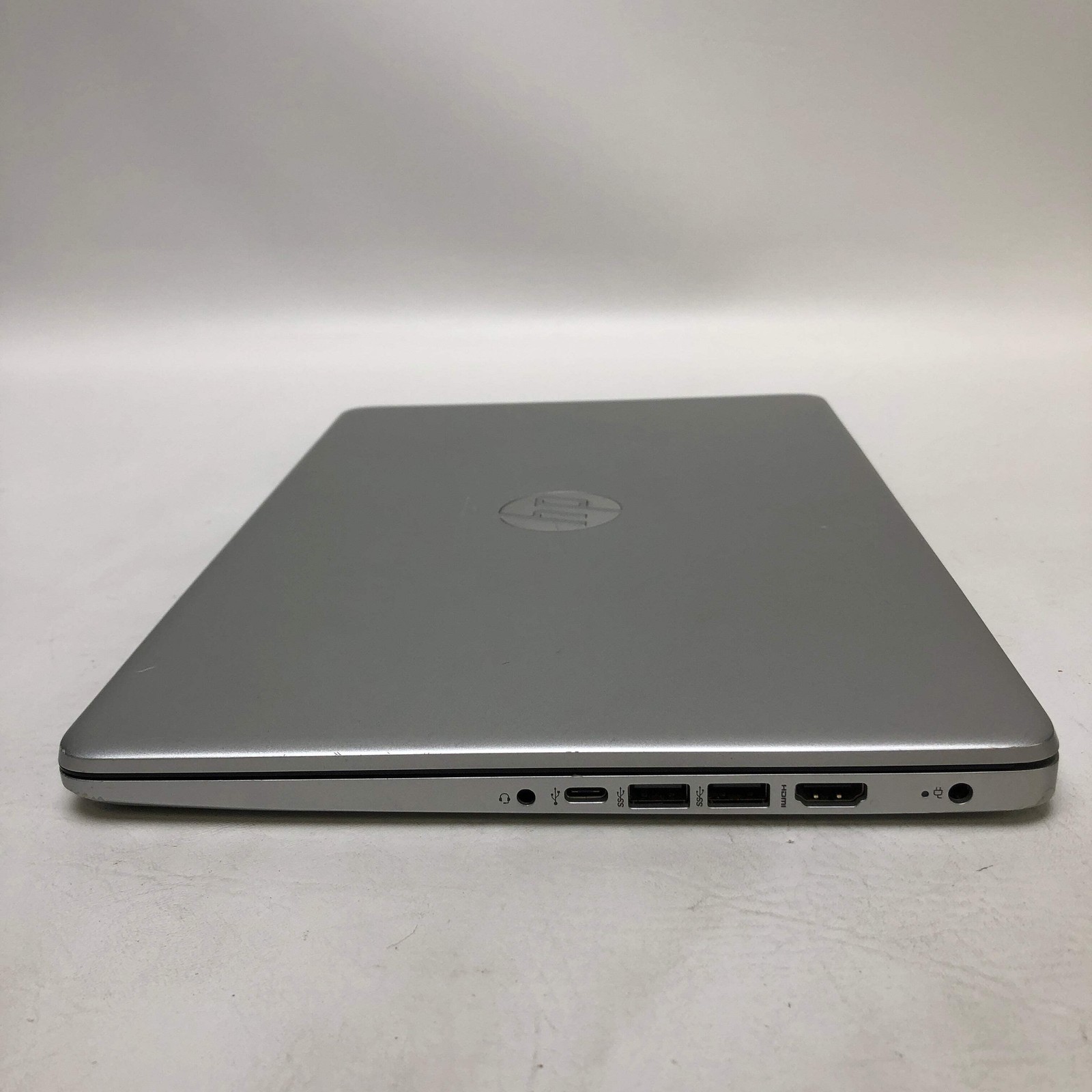 Broken HP Laptop 14-DQ1043CL 14″ i3-1005G1 1.19Ghz 8GB RAM 256GB SSD/ Marks Scre