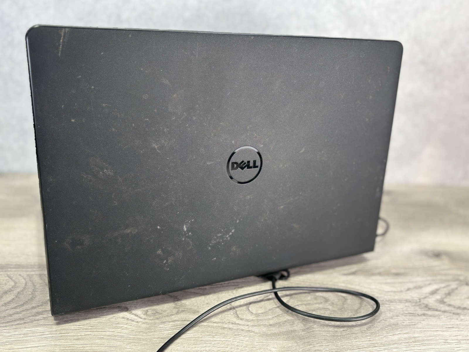 Dell Inspirion PARTS BATTERY IS NO GOOD Model 15-3552