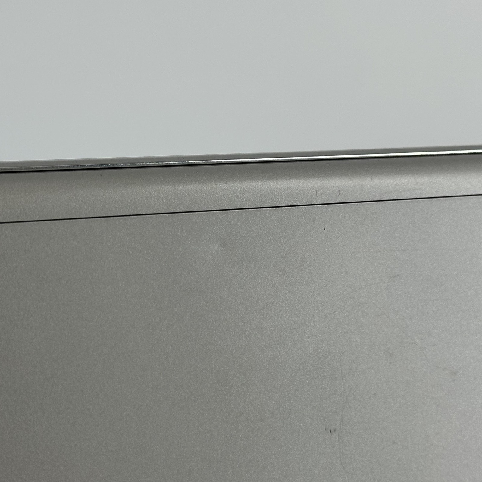 Microsoft Surface Book 1 13.5 QHD+ TOUCH i7-6600U 2.6GHz 16GB 1TB SSD NVIDIA GPU