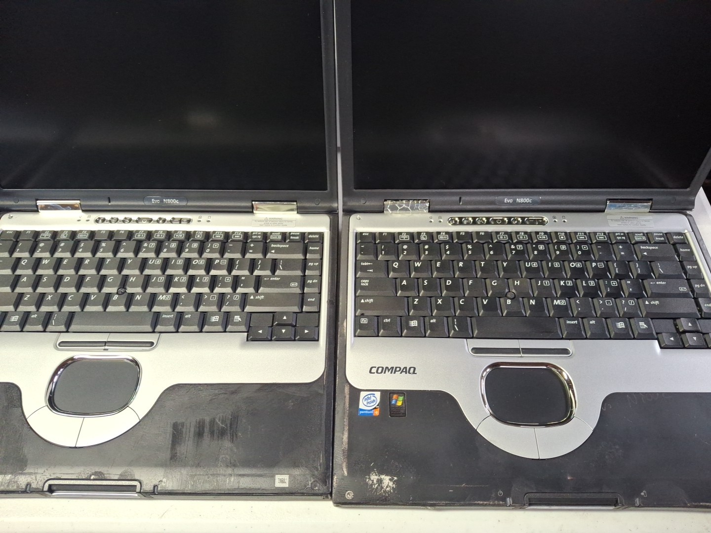 Lot Of 3 HP Compaq Evo 15″ N800v Laptop PC P4 2.00GHz/768MB/DVD/No AC, HD, & O/S