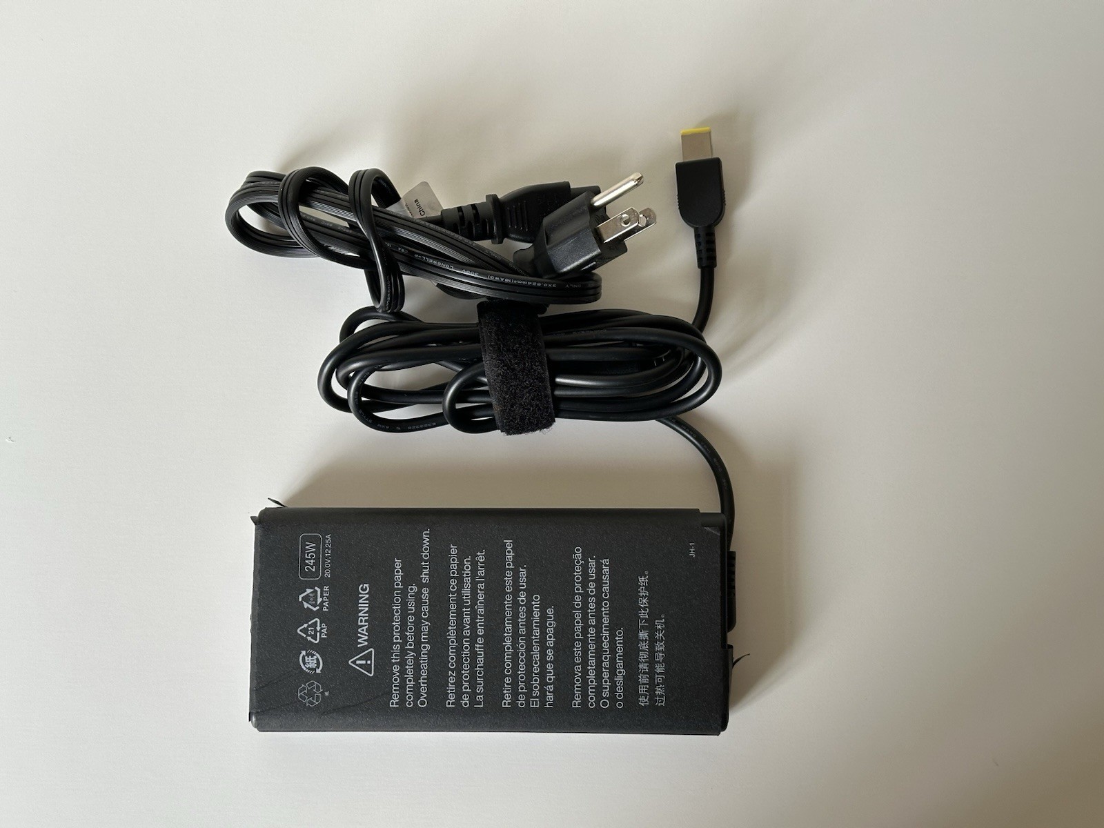 Lenovo Legion 5 15IAX10 OLED QHD+ Ultra 9 275HX RTX 5070 32GB 1TB Open Box WTY