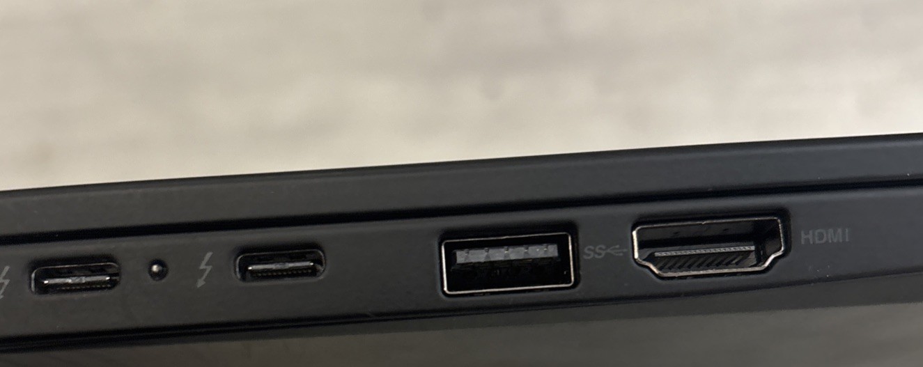 Lenovo ThinkPad X1 Carbon 9th Gen Intel Core i7-1165G7 16GB 256GB SSD MS office