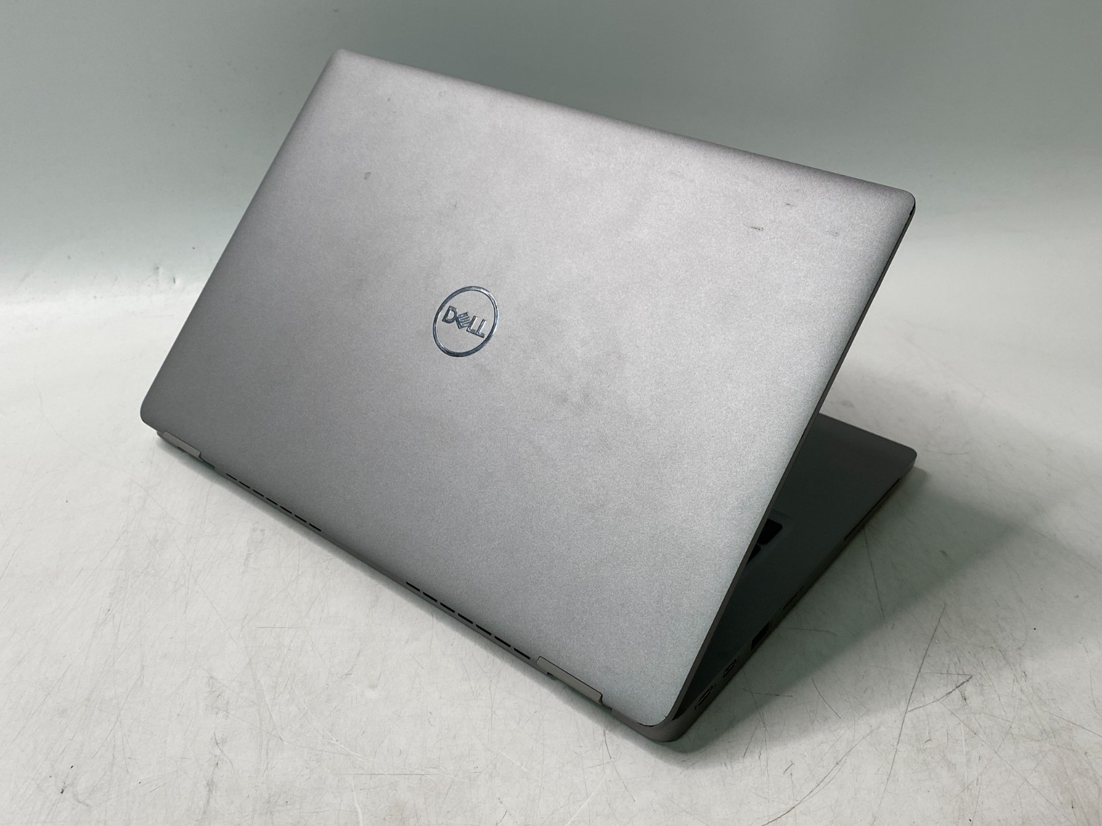 Dell Latitude 5320 17-1185G7 16GB DDR4 No SDD/AC – Heavy Wear/84% Battery PARTS