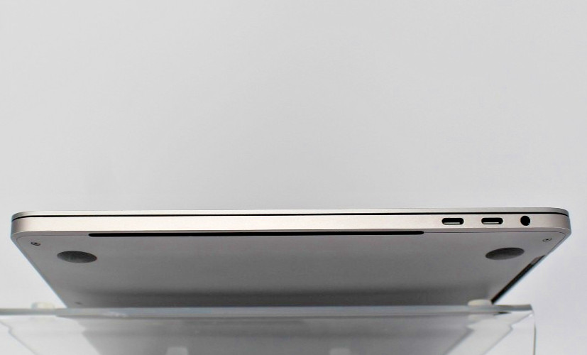 Apple MacBook Pro 14 A1706 2017 i5 7267U @ 3.1 GHz 13″ 128 GB 8 GB Ventura