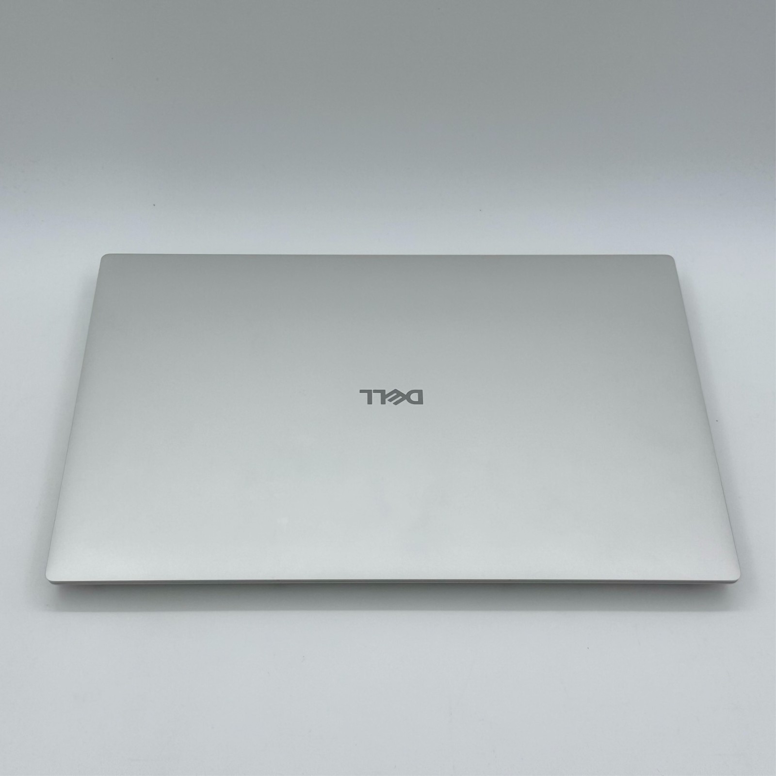 Dell Premium 14.5″ 3.2K OLED Touch Laptop Intel Ultra 7 255H 32GB 1TB SSD