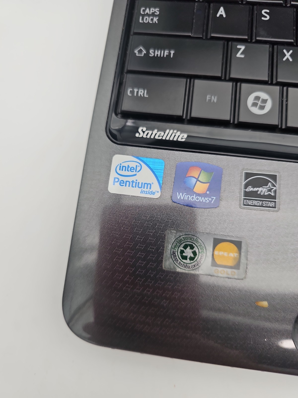 Toshiba Satellite L655-S5096 Intel Pentium 15.6″ Laptop – for parts
