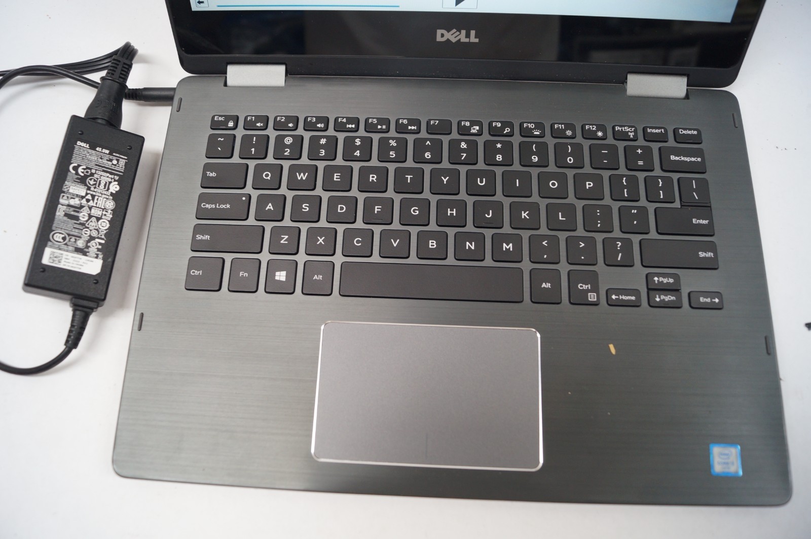 DELL 3379 P69G Latitude 13.5″ 128GB HD 4GB Mem 2GHz Power Cord WORKING PoR B153