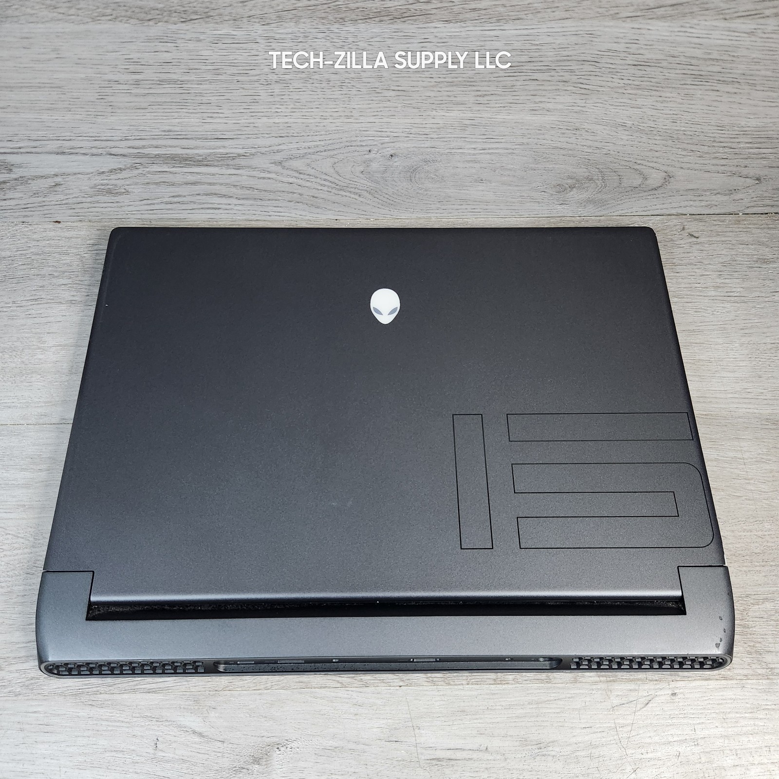 Alienware M15 R5 15.6″ 360Hz – Ryzen 9 5900HX – 16GB RAM – RTX 3070 – 1TB SSD