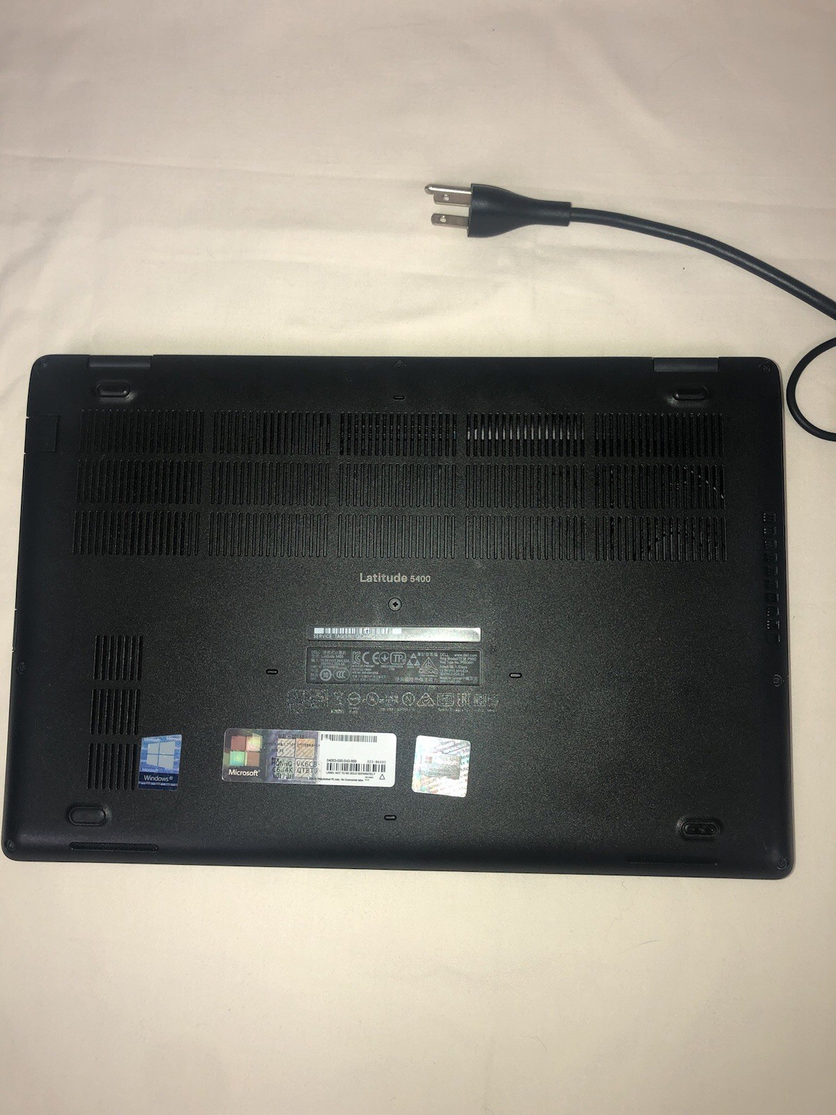 Dell Latitude 5400 14″ Core i7-8665U 1.90GHz 8GB RAM