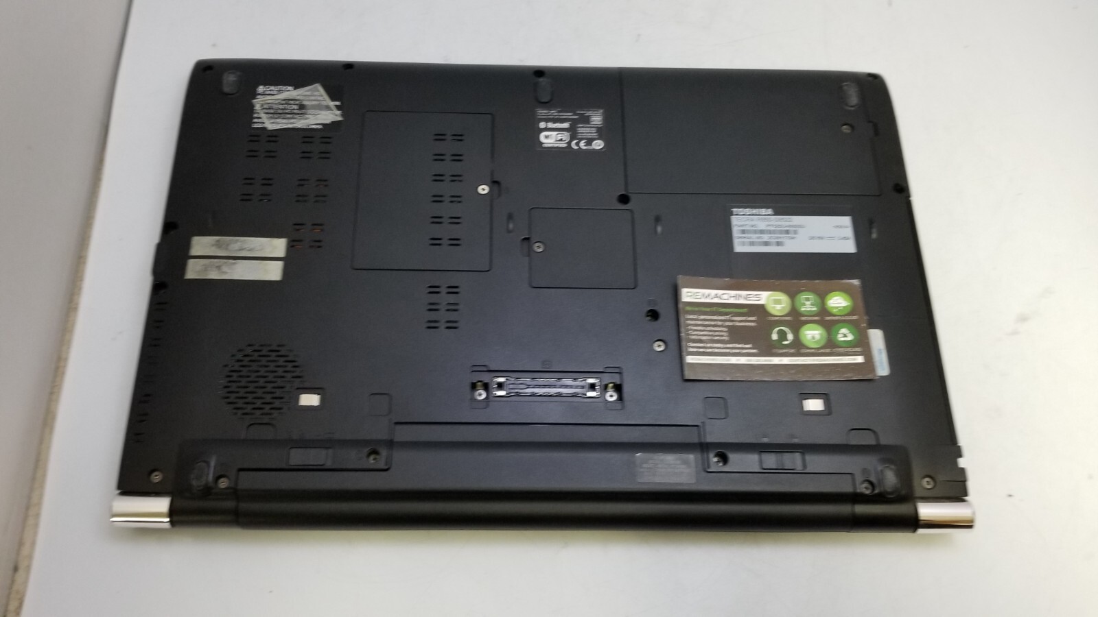 Vintage Lenovo ThinkPad R31 Pentium III-M @1.13GHz 248MB RAM NO HD NO OS