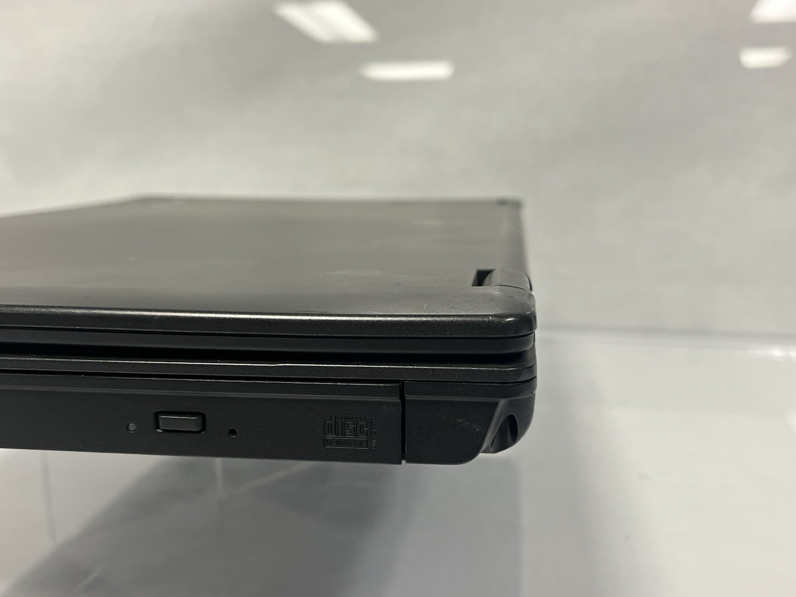 Acer Extensa 5635-6011 Laptop Intel Core 2 Duo T6570 3GB Ram No HDD FOR PARTS