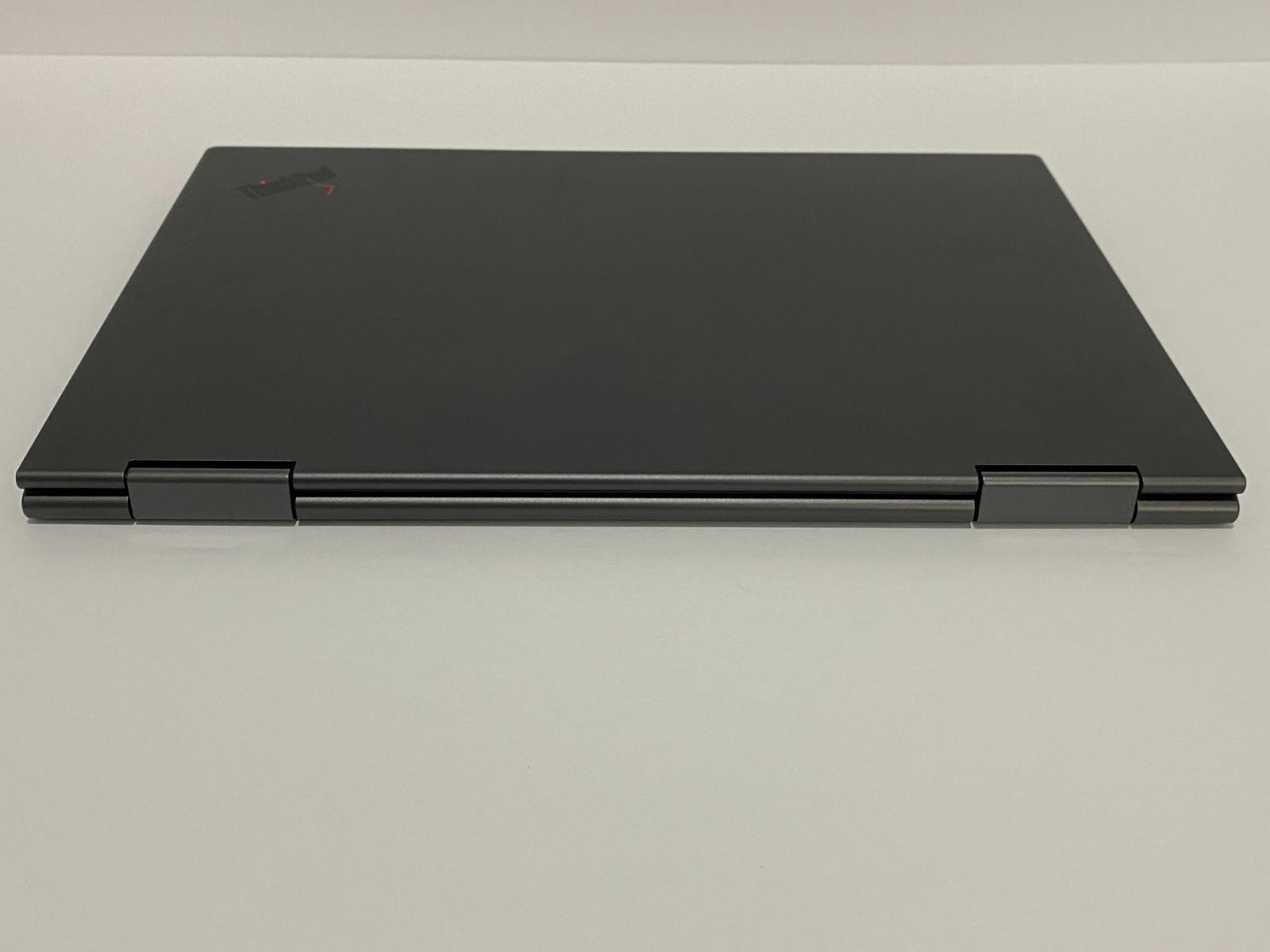 Lenovo ThinkPad X1 Yoga Gen5 2-in-1 Touch i7 10610U/1.8Ghz/16GB/1TB A++ Open Box