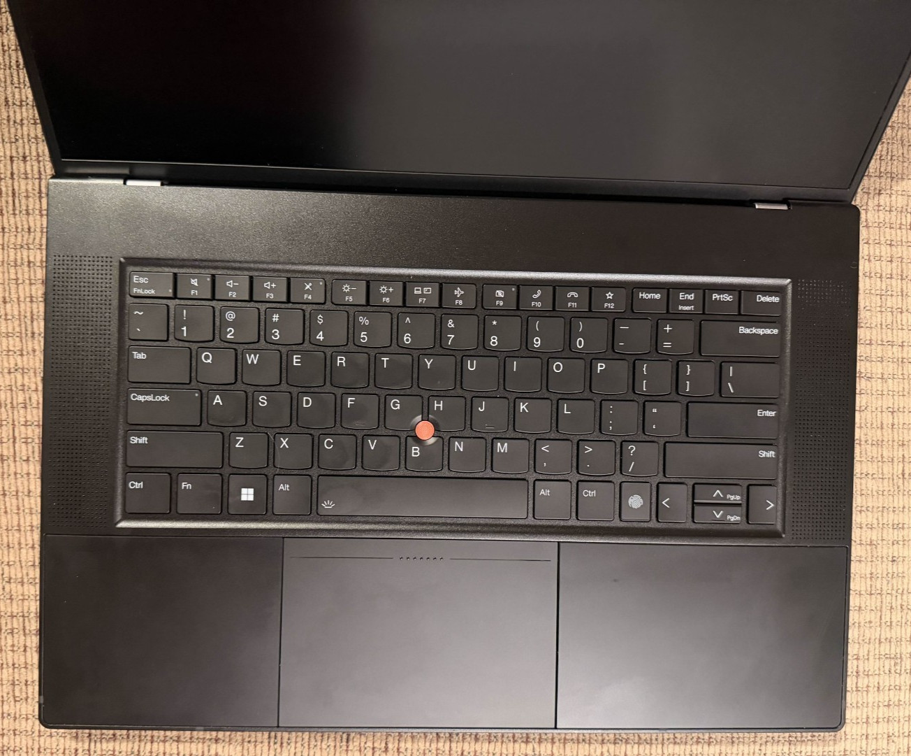 Lenovo ThinkPad Z16 PROTOTYPE “Gen 3” – Strix Point (SomaliPlus_STX) UNRELEASED