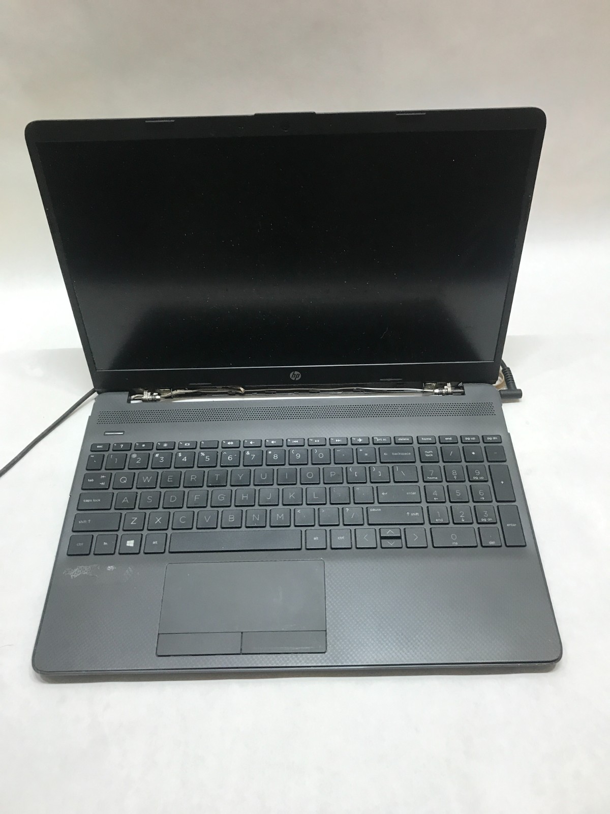 HP 255 G8 15″ Laptop Ryzen 5 NO RAM NO SSD/OS For Parts WILL NOT BOOT – READ -DW