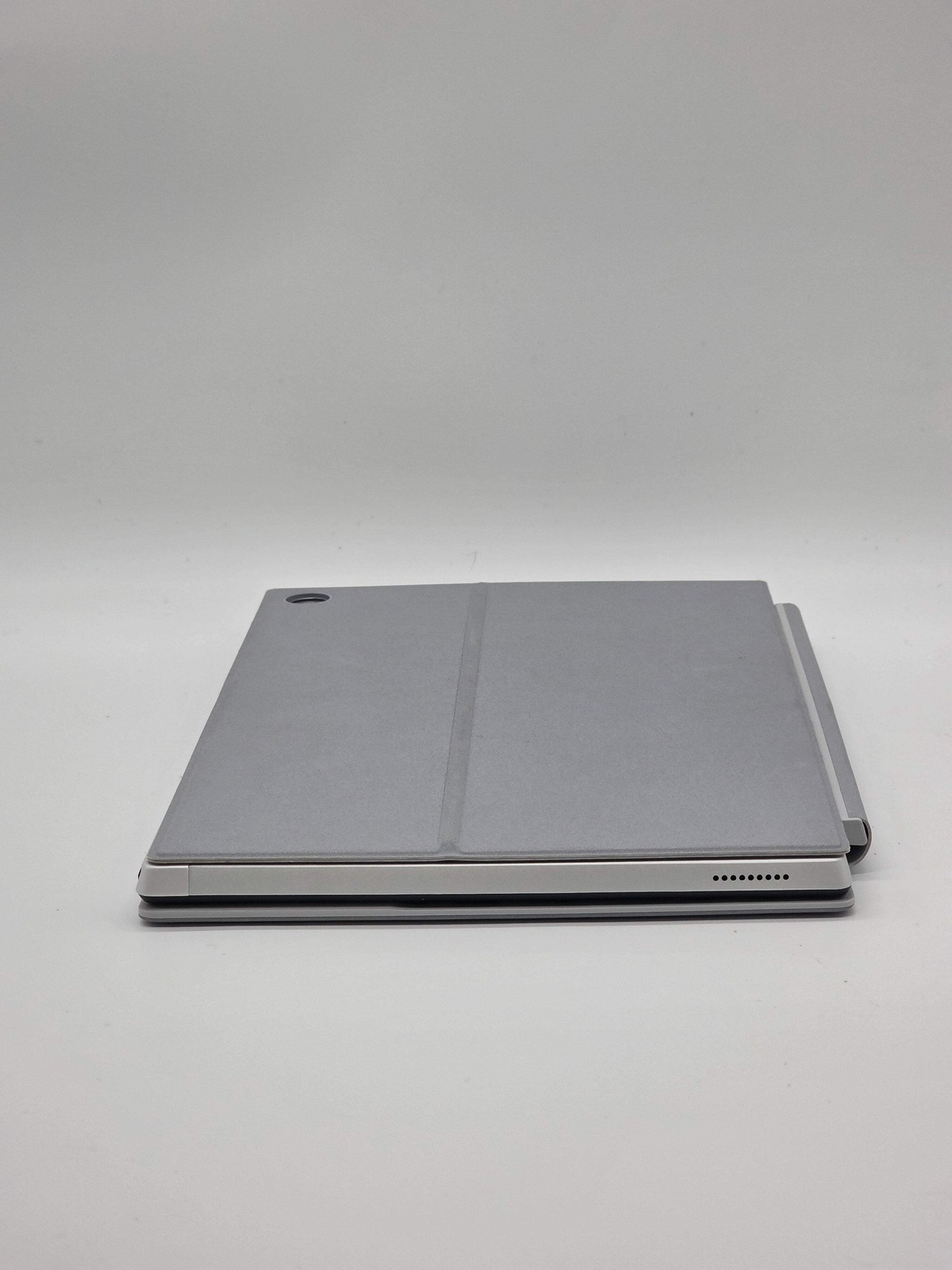 ASUS Chromebook CM3001DM2A 10.5″ MediaTek 4GB RAM 64GB ChromeOS Used