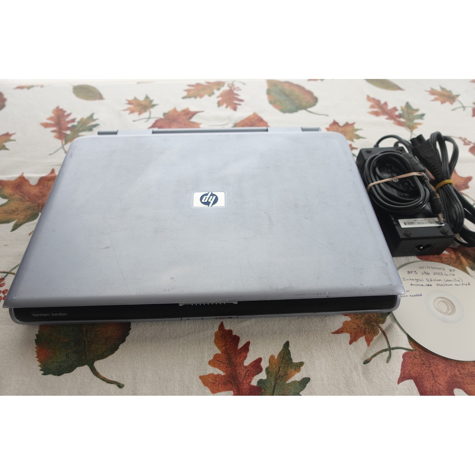 HP Pavilion ZD7000 17in Intel P4 3GHz 512mb 40GB Win XP Retro Gaming HP Charger