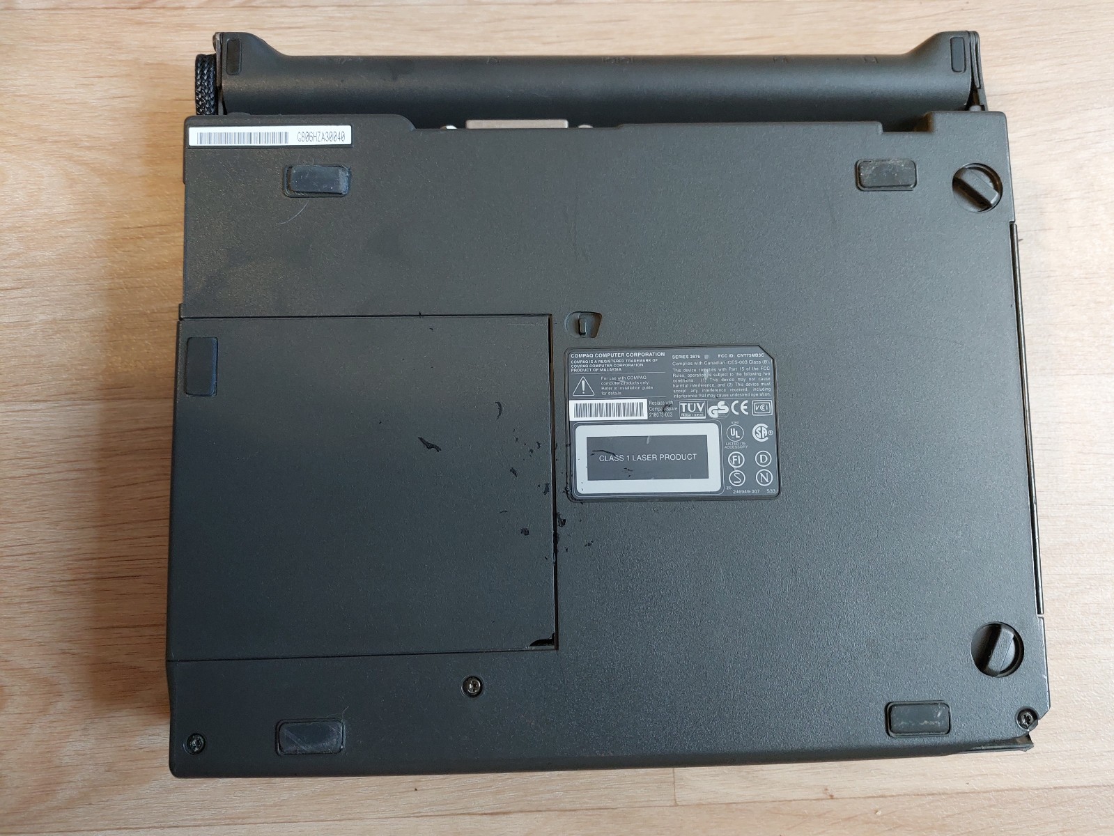 Compaq Armada 4130T (old notebook + docking station)