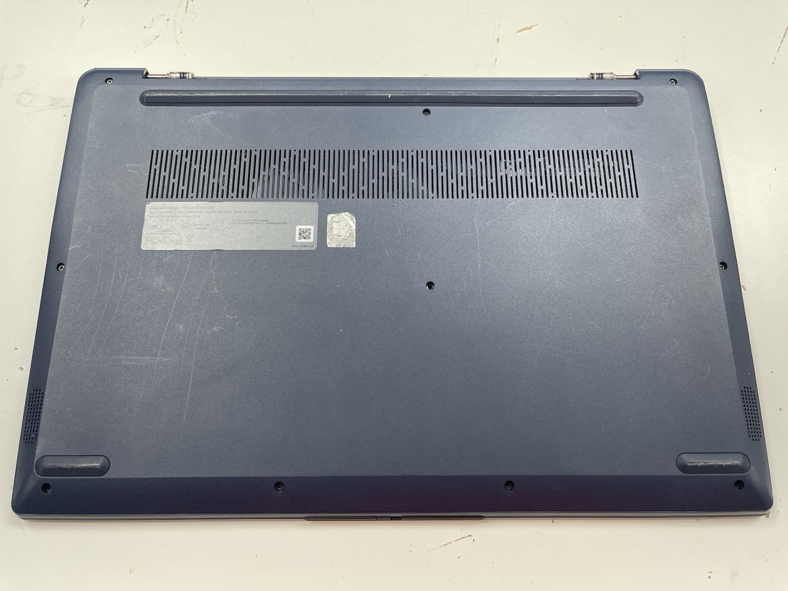 Lenovo IdeaPad 3 17ITL6 17.3″ 500HDD, Intel Core i3-1115G4, 8GB RAM) Needs Bezel