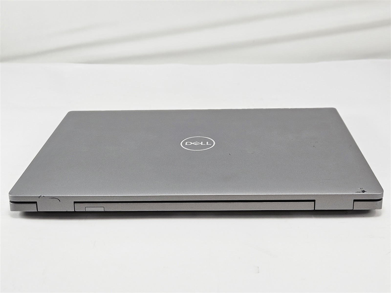 Dell Latitude 5530 15.6″ Core i5-1250P 8GB 256GB SSD Thunderbolt 4
