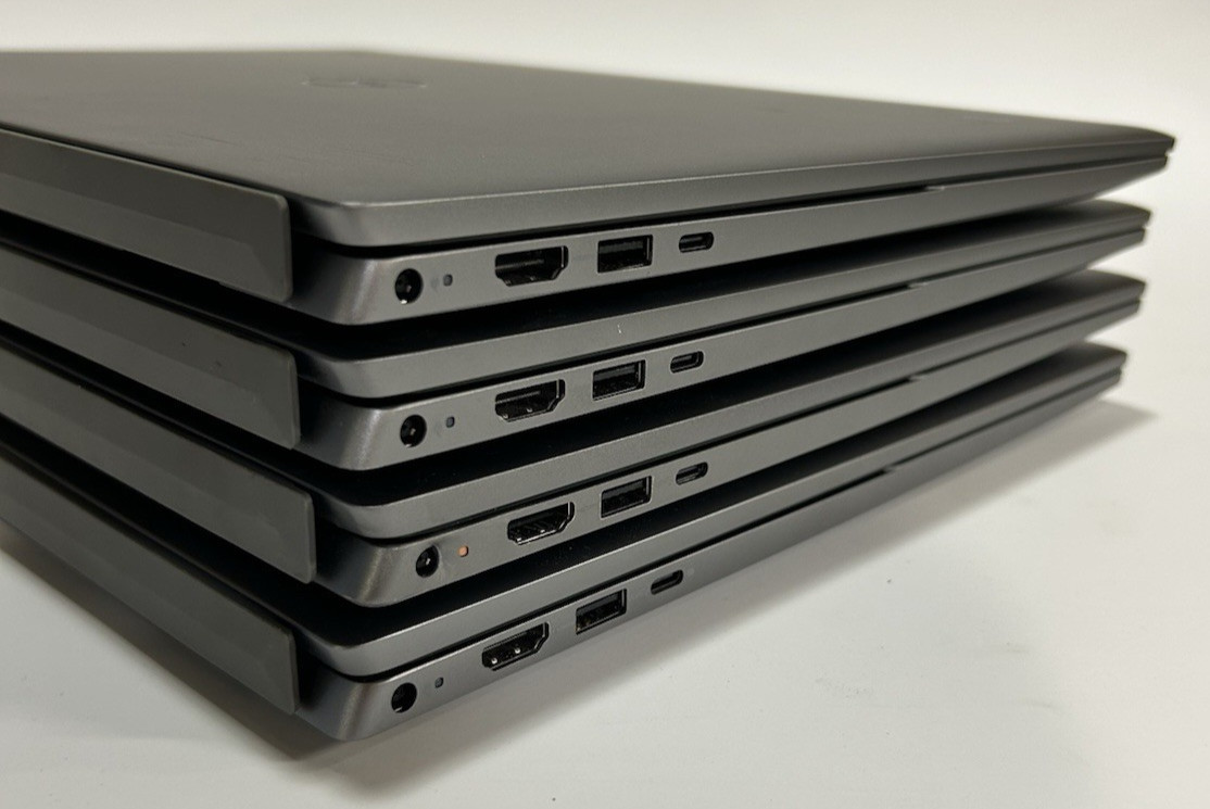 LOT OF 4 Dell Vostro 5620 16″ Laptop Core i5-1240P – 8GB RAM – 256GB NVMe – W11P