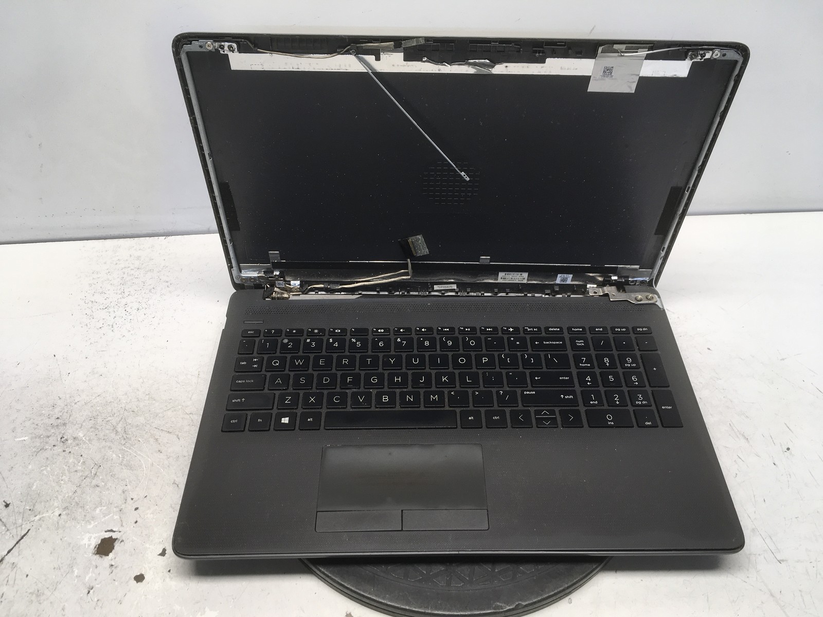 HP 250 G7 Intel i5 8th gen No RAM NO HDD No Batt