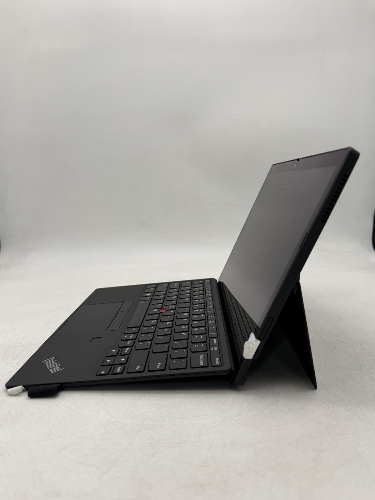 Lenovo ThinkPad X12 Detachable (Gen 1) 12.3″ i5-1130G7 8GB 256GB No OS Read