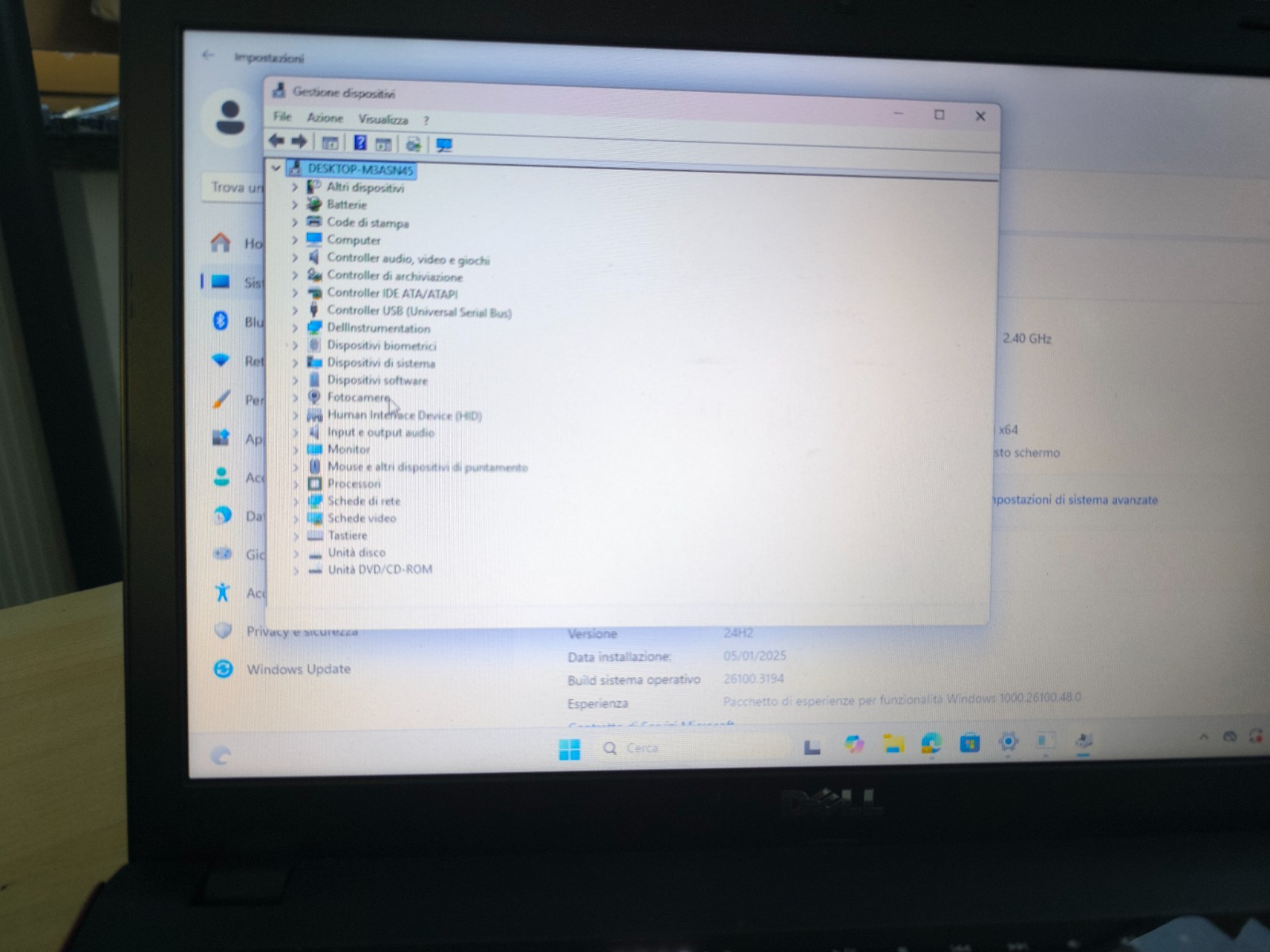Dell Vostro 3500 i5 M520 8GB 300GB NVIDIA 310M WiFi Webcam Bag