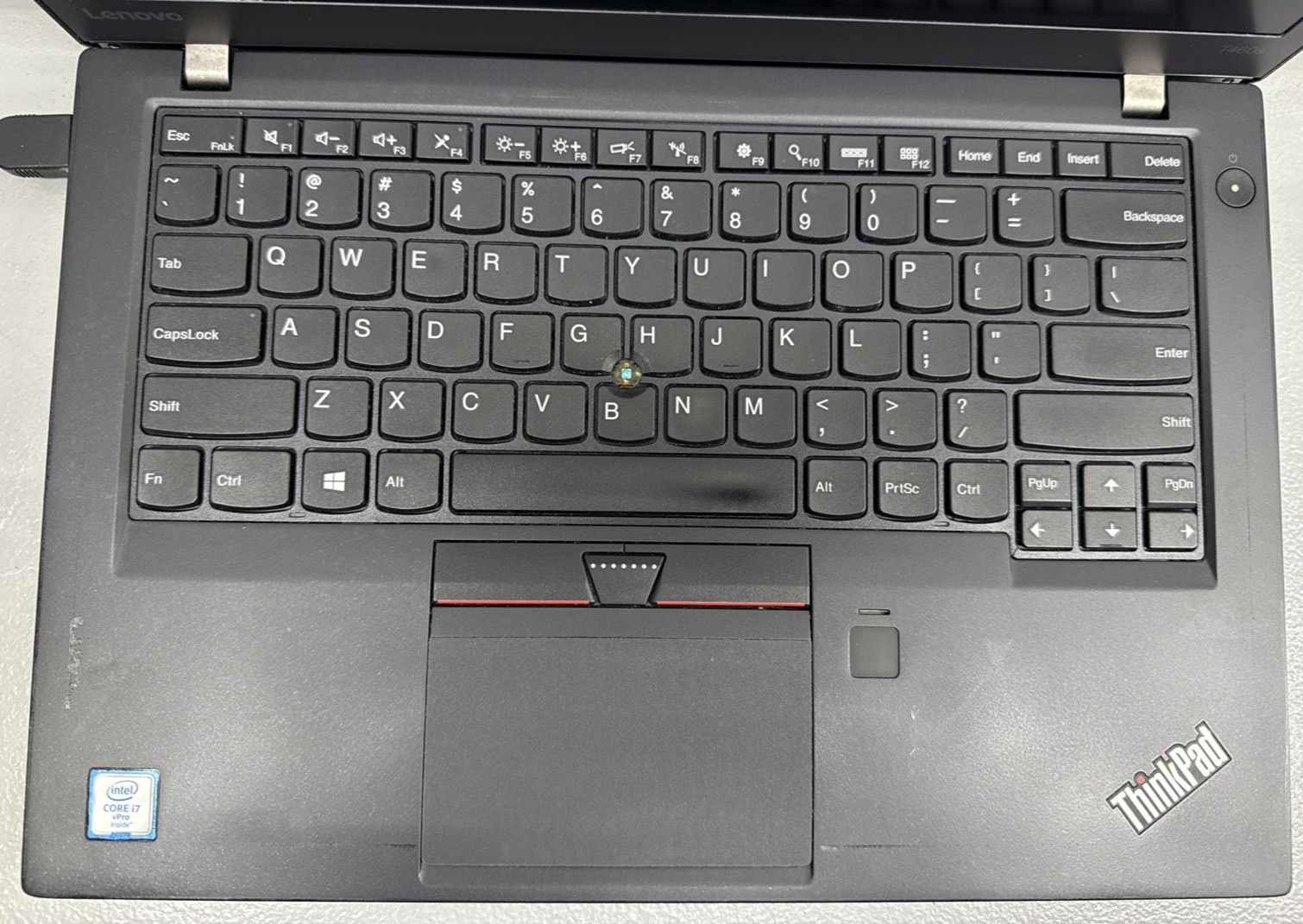 Lenovo ThinkPad T460s 14″ | Core i7-6600U | 4GB RAM | NO SSD | AS-IS