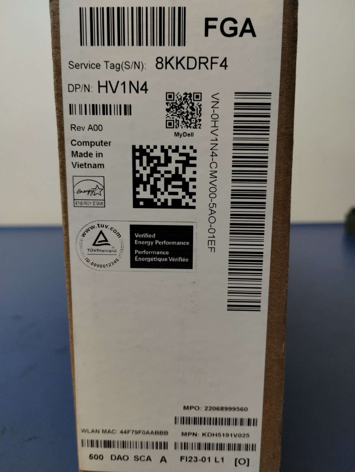 DELL 15 DC15255 HV1N4, AMD Ryzen 5 7530U, 2.00 GHz, 8 GB RAM, 1 TB NVMe SSD