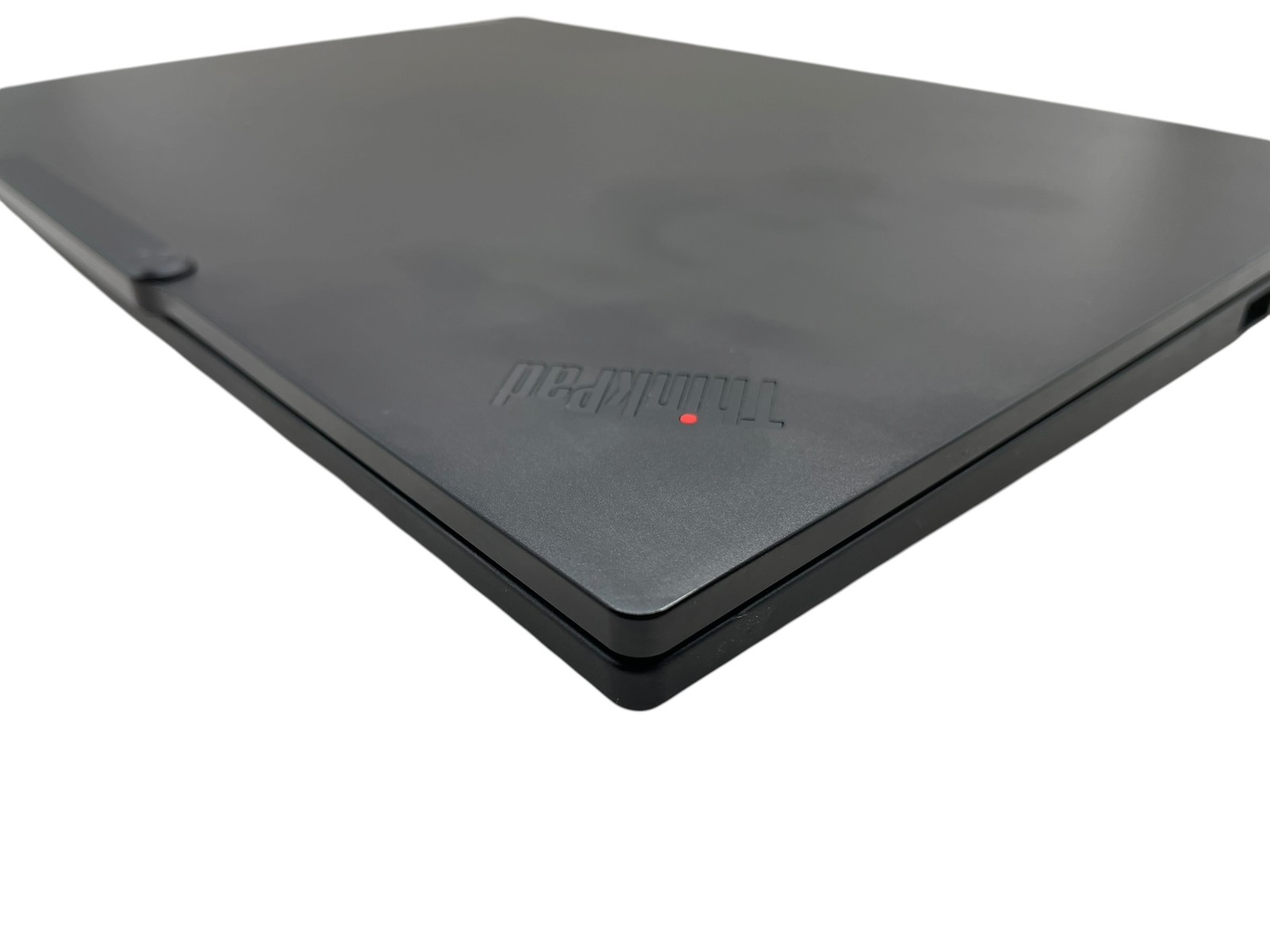 Lenovo ThinkPad P14s Gen 5 – Intel Ultra 7 165H – 32GB RAM – 1TB SSD – Grade D