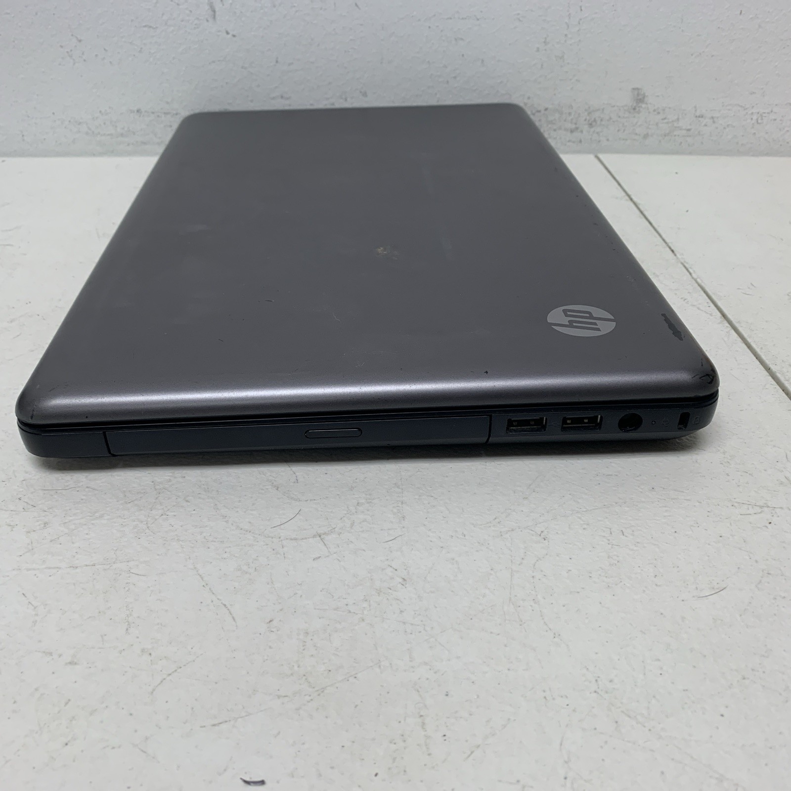 HP 2000 AMD E-300 APU No RAM No HDD for Parts/Repair ~ Read