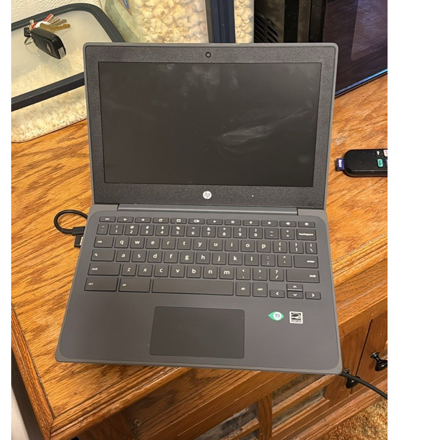 HP Chromebook 11 G4 Ultrabook 11.6″ Intel Celeron 32GB RAM 128GB SSD Black Used